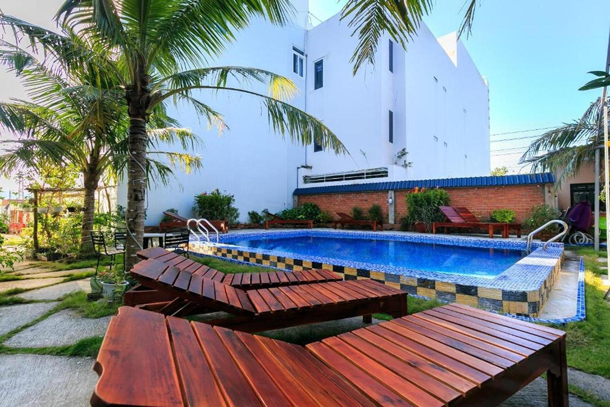 Ruby Hotel דואונג דונג מראה חיצוני תמונה