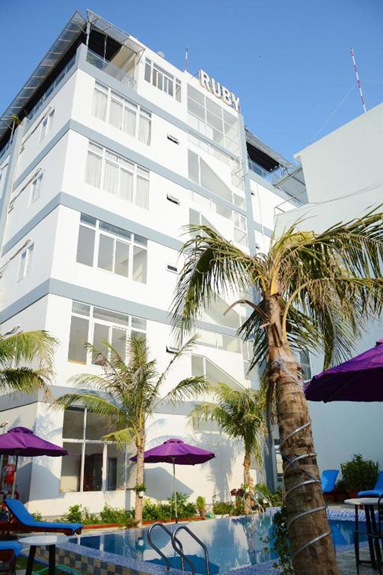 Ruby Hotel דואונג דונג מראה חיצוני תמונה