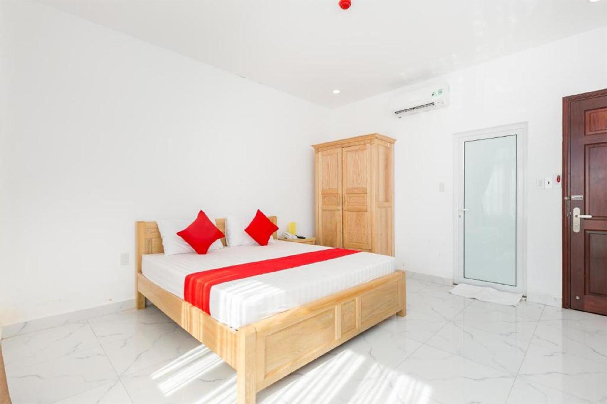 Ruby Hotel דואונג דונג מראה חיצוני תמונה