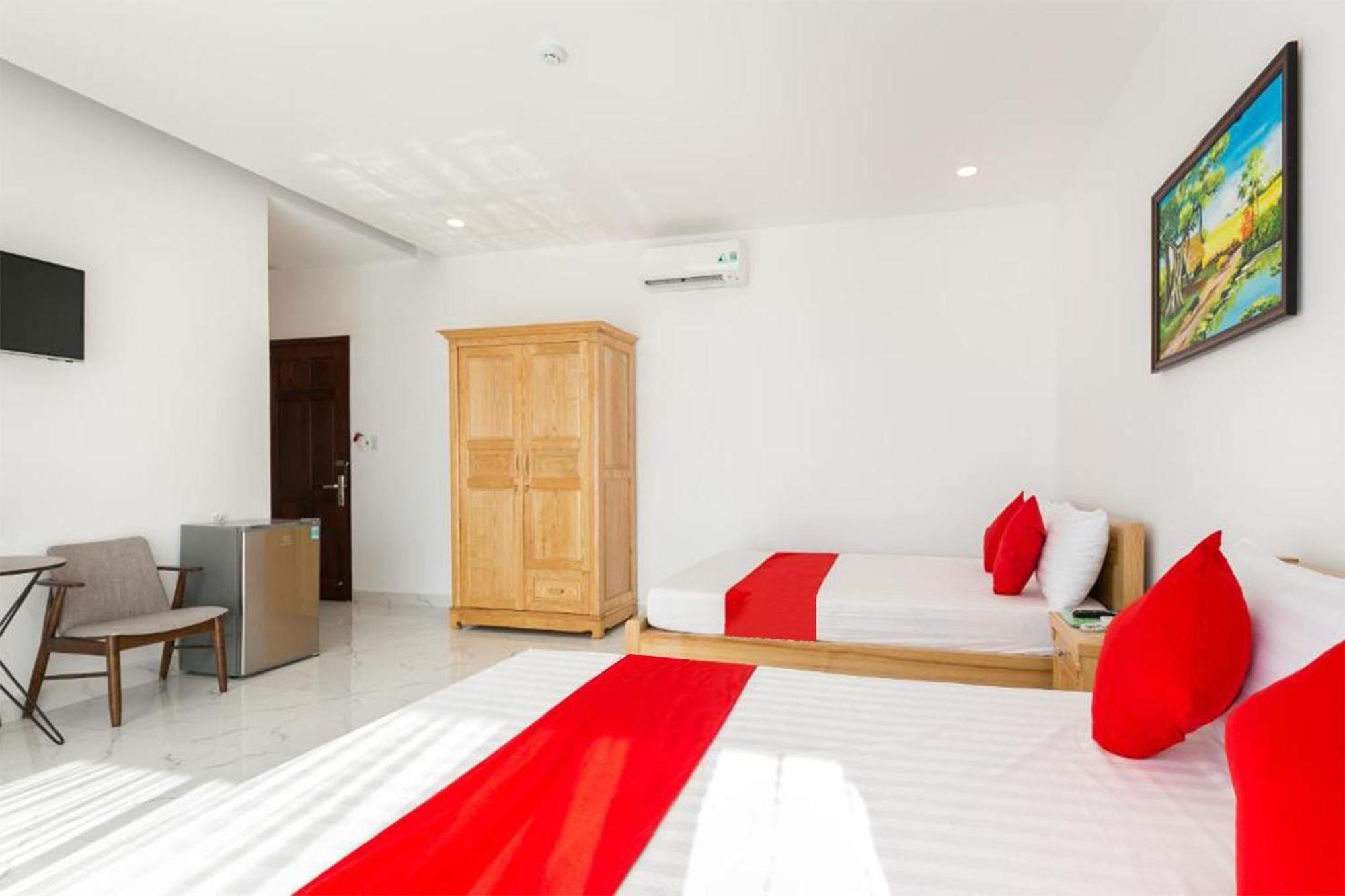Ruby Hotel דואונג דונג מראה חיצוני תמונה