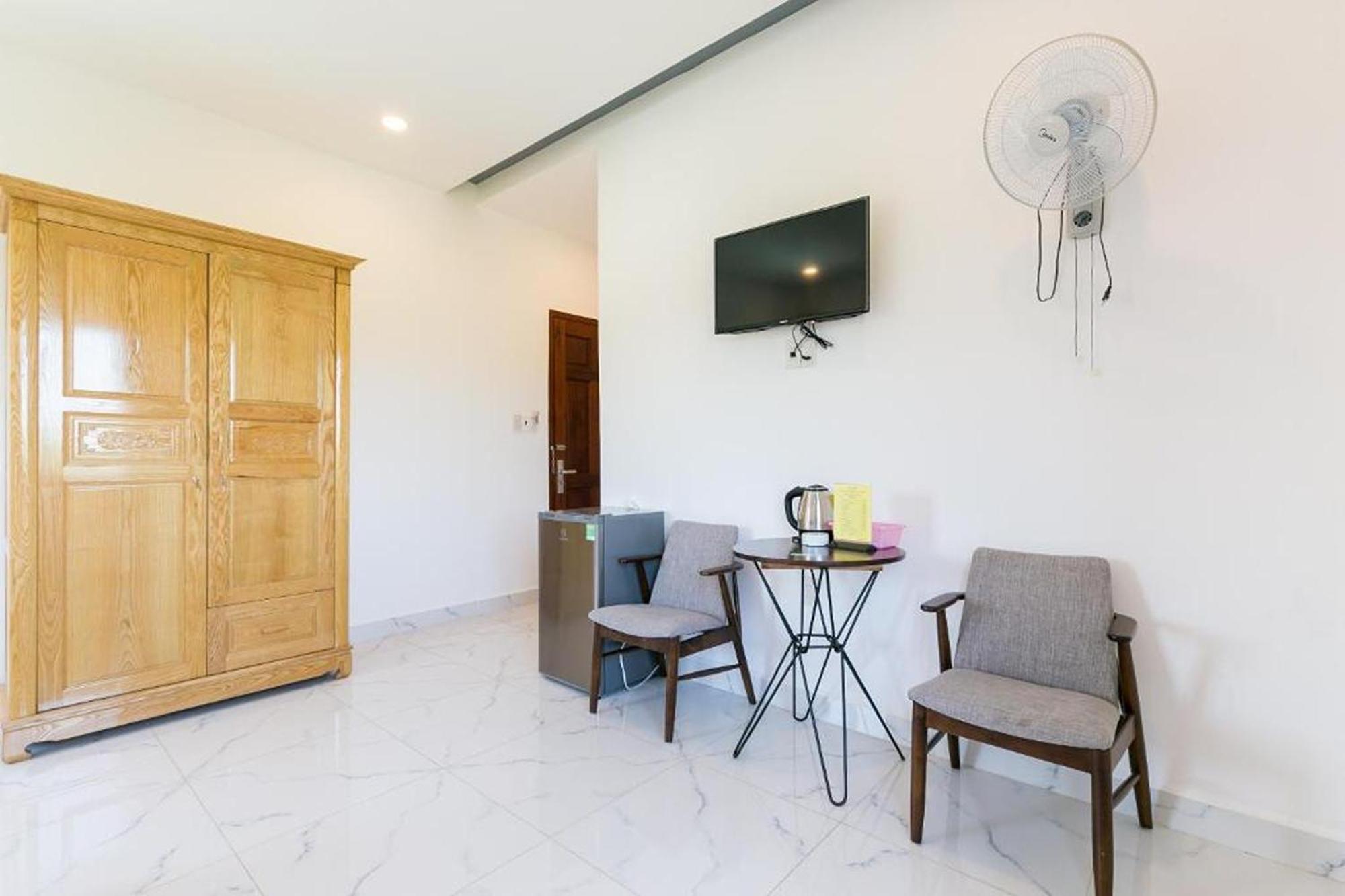 Ruby Hotel דואונג דונג מראה חיצוני תמונה