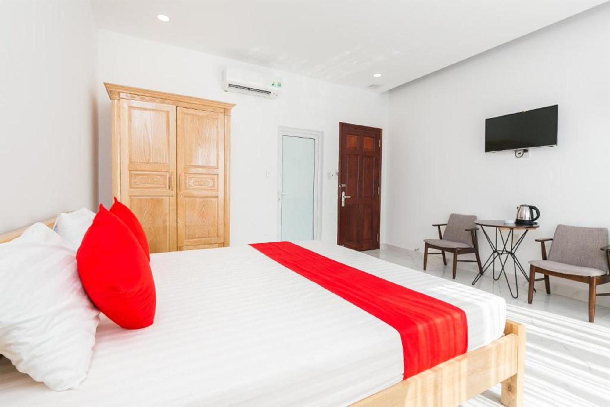 Ruby Hotel דואונג דונג מראה חיצוני תמונה