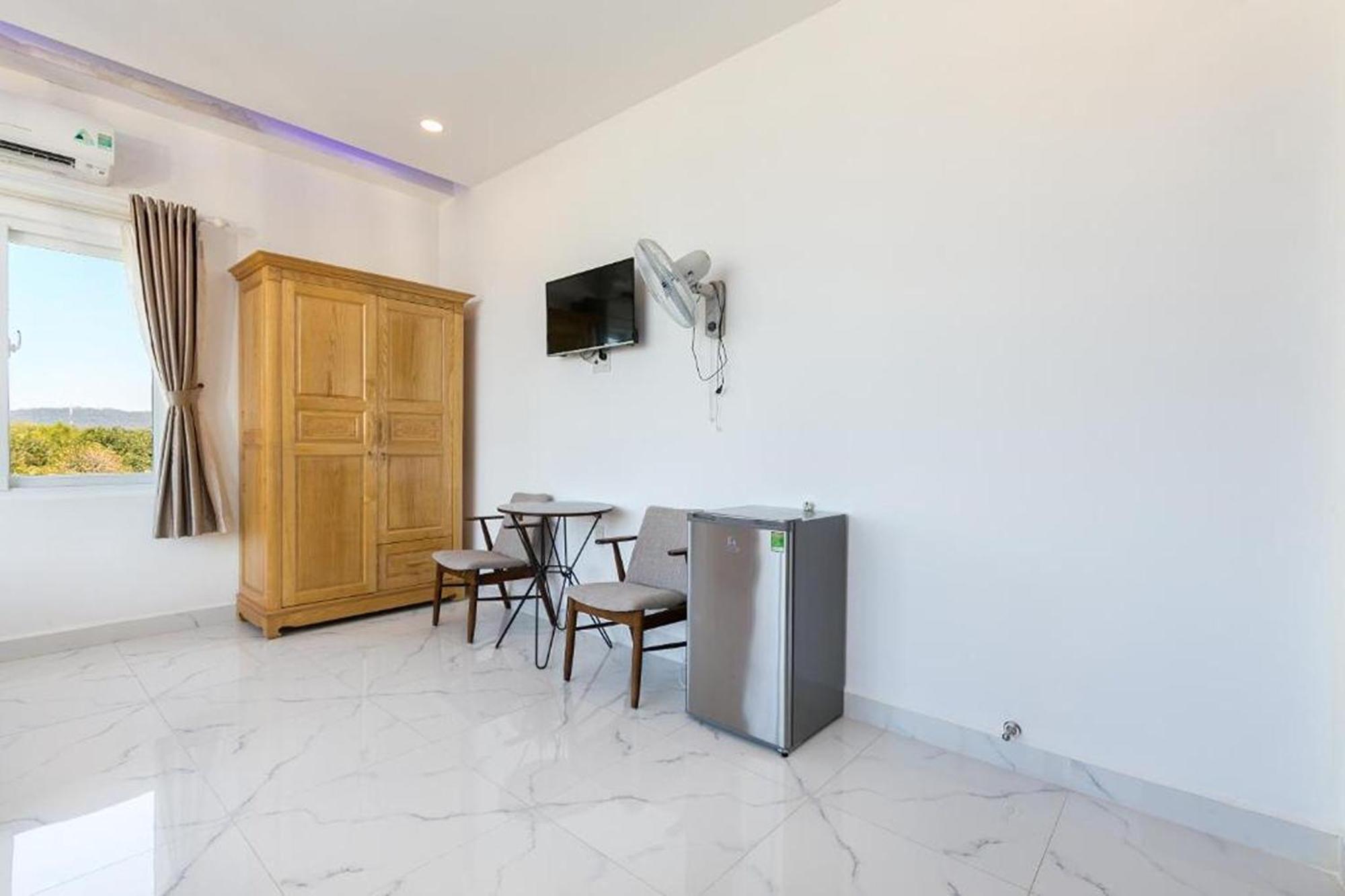 Ruby Hotel דואונג דונג מראה חיצוני תמונה